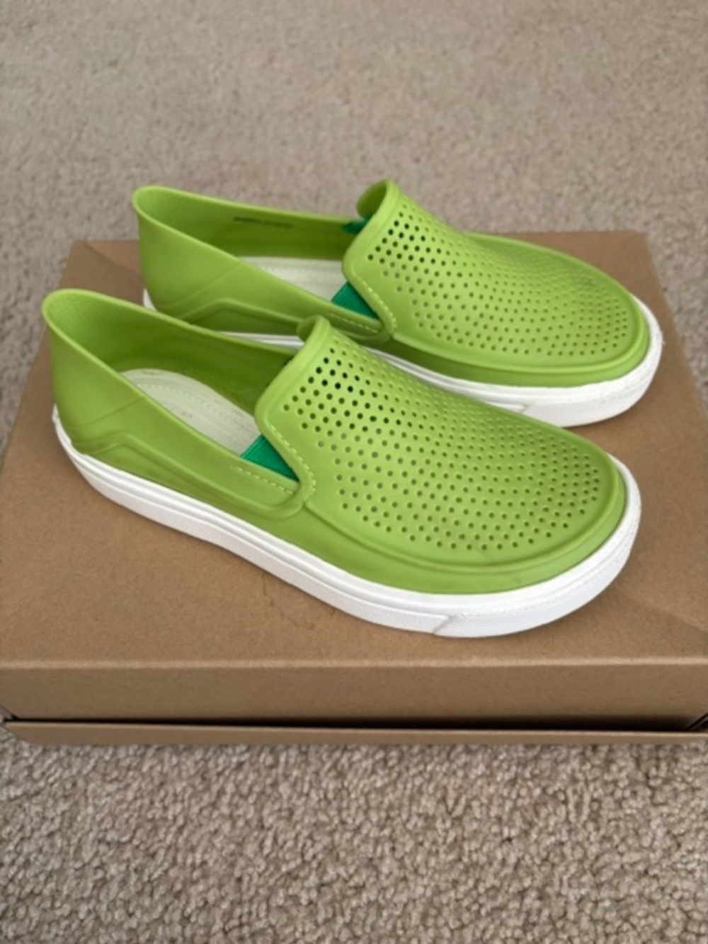 Crocs Kids CitiLane‎ Roka in Lime Green Size J-2